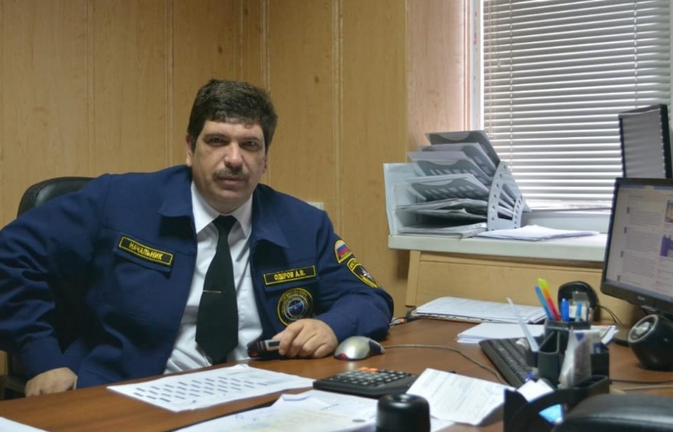 Начальник новороссийских спасателей Алексей Одеров отказался ехать на телевидение в Москву