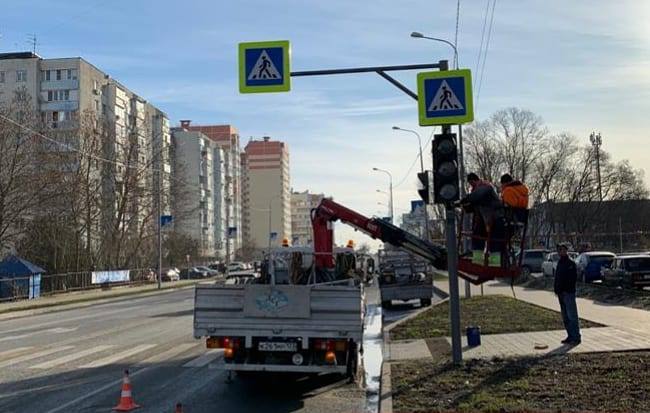 На Мамайке в Новороссийске ставят светофор