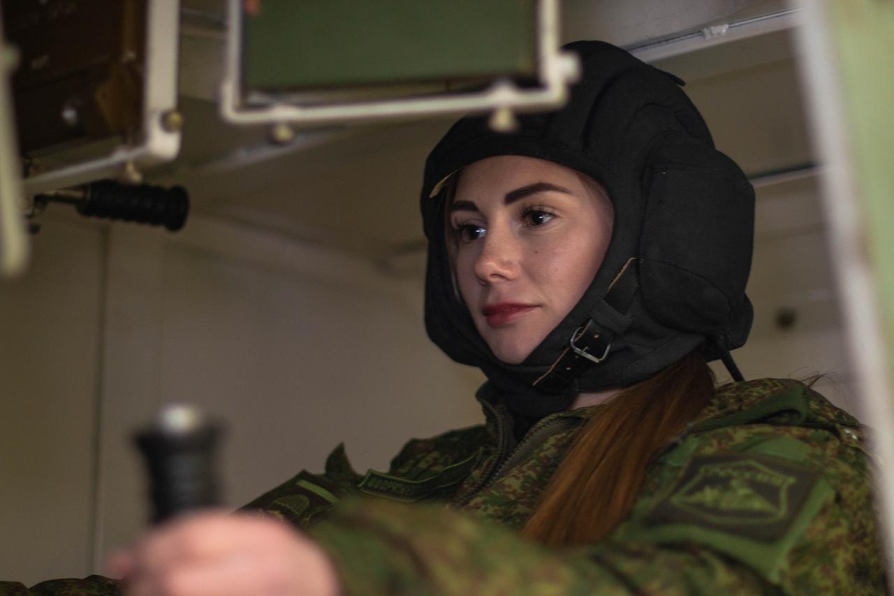 Новороссийская десантница блистает на конкурсе «Краса ВДВ-2020»