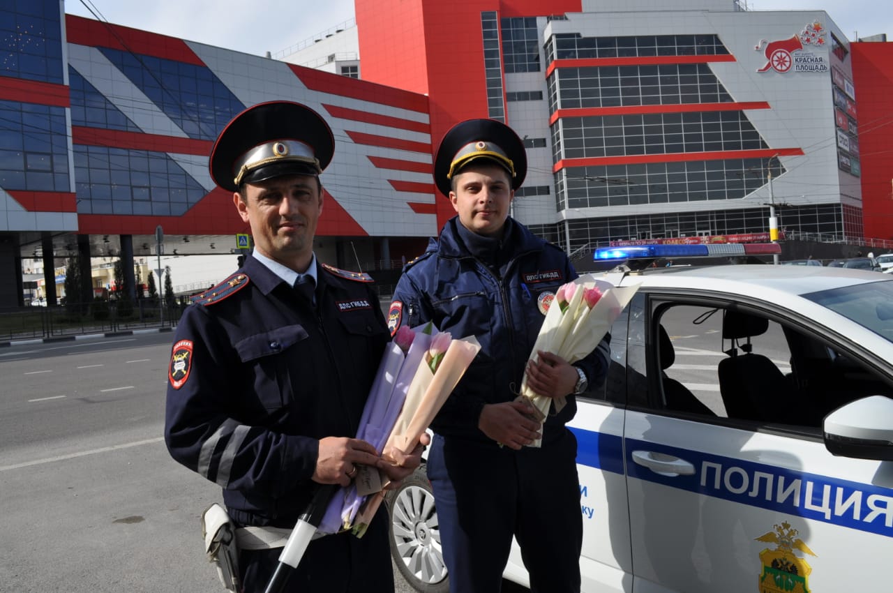 Рота дпс новороссийск. ГИБДД Новороссийск сотрудники. Сотрудник ГИБДД. ГИБДД сотрудники сотрудники. Инспектора ГАИ Краснодар.