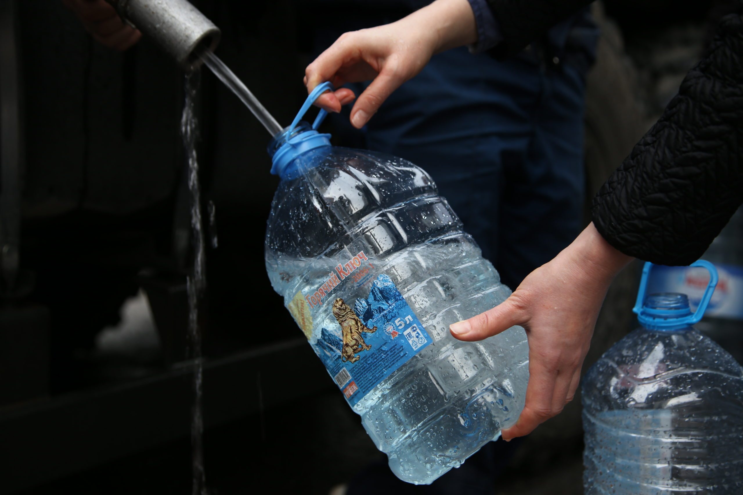 В Новороссийске снова ограничат подачу воды: сегодня она будет идти только четыре часа, завтра – всего три