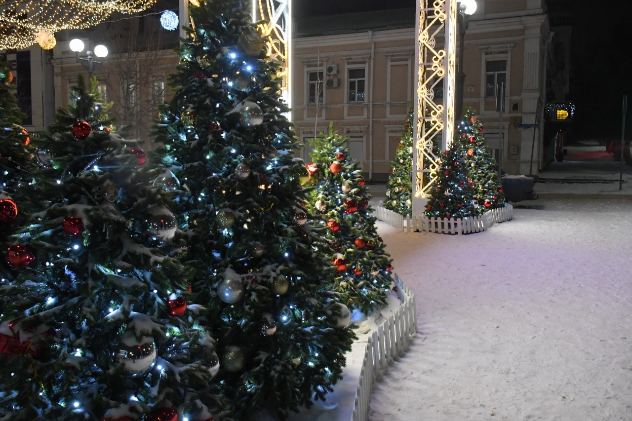 До Нового года осталось 23 дня! Куда поехать отдохнуть на зимних праздниках