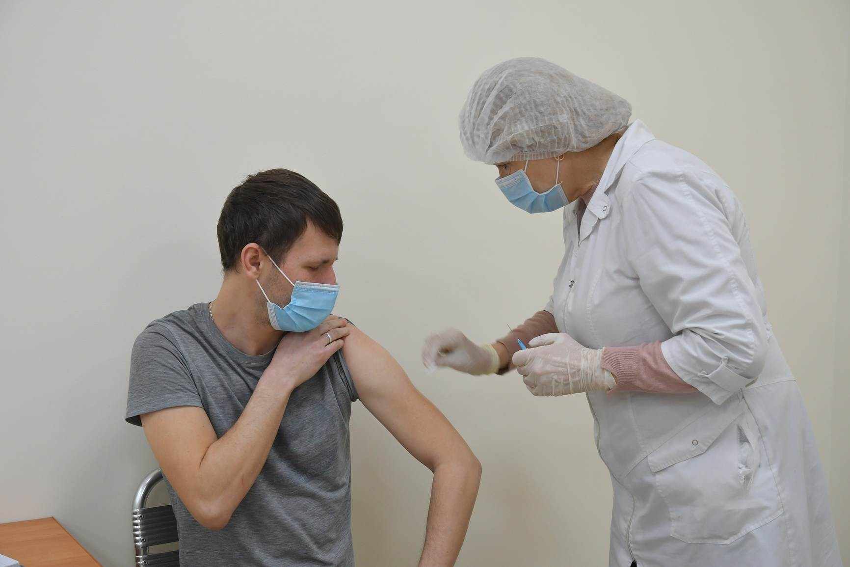 Глава Новороссийска разъяснил новороссийцам про вакцинацию