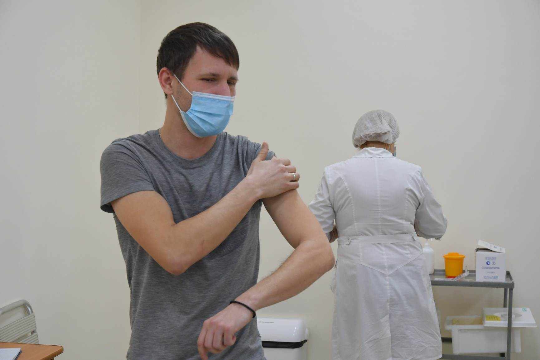 Новороссийцы-путешественники могут сделать прививку и выиграть приз