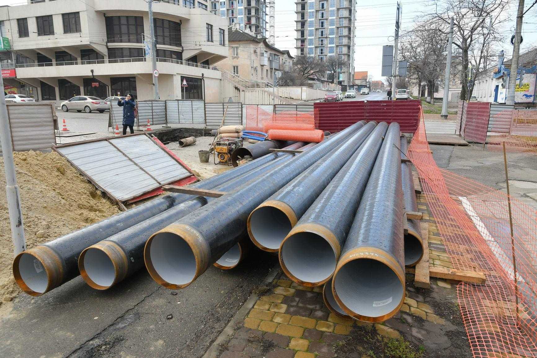 На капитальный ремонт водопровода в Южном районе Новороссийска выделят около 100 миллионов рублей