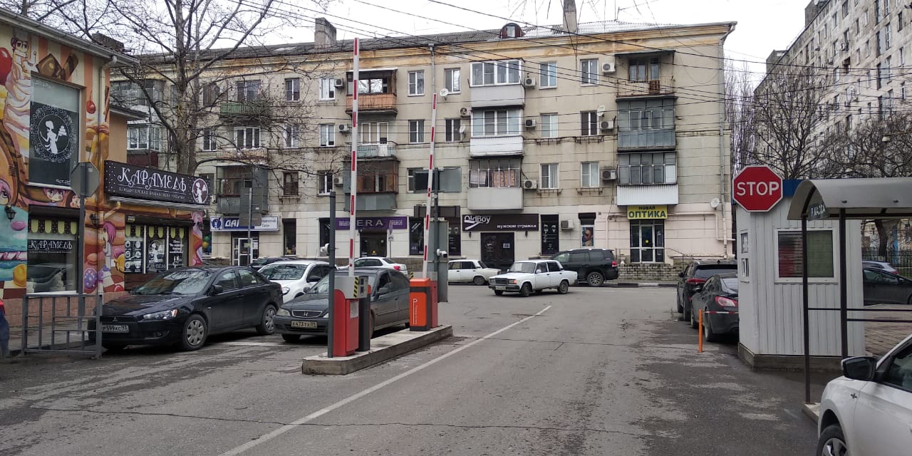 Куда уходят миллионы от платных парковок Новороссийска