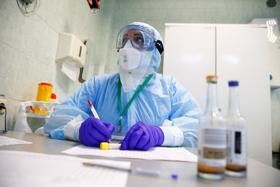 В Новороссийске за минувшие сутки коронавирусом заболели трое