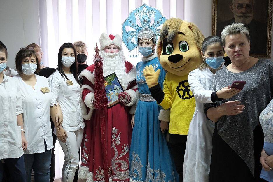 АО «Черномортранснефть» подарило Новороссийску новогоднее настроение