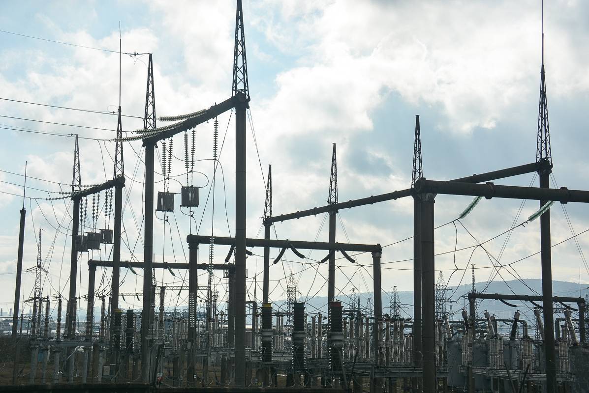 Проблемы с перебоями электроэнергии в Приморском районе и Мысхако решит строительство подстанций