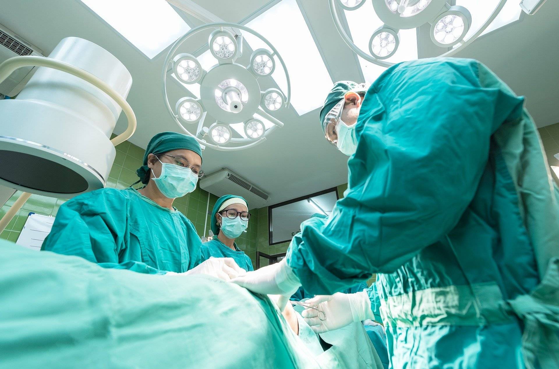 Новороссийские хирурги спасли ногу раненому бойцу