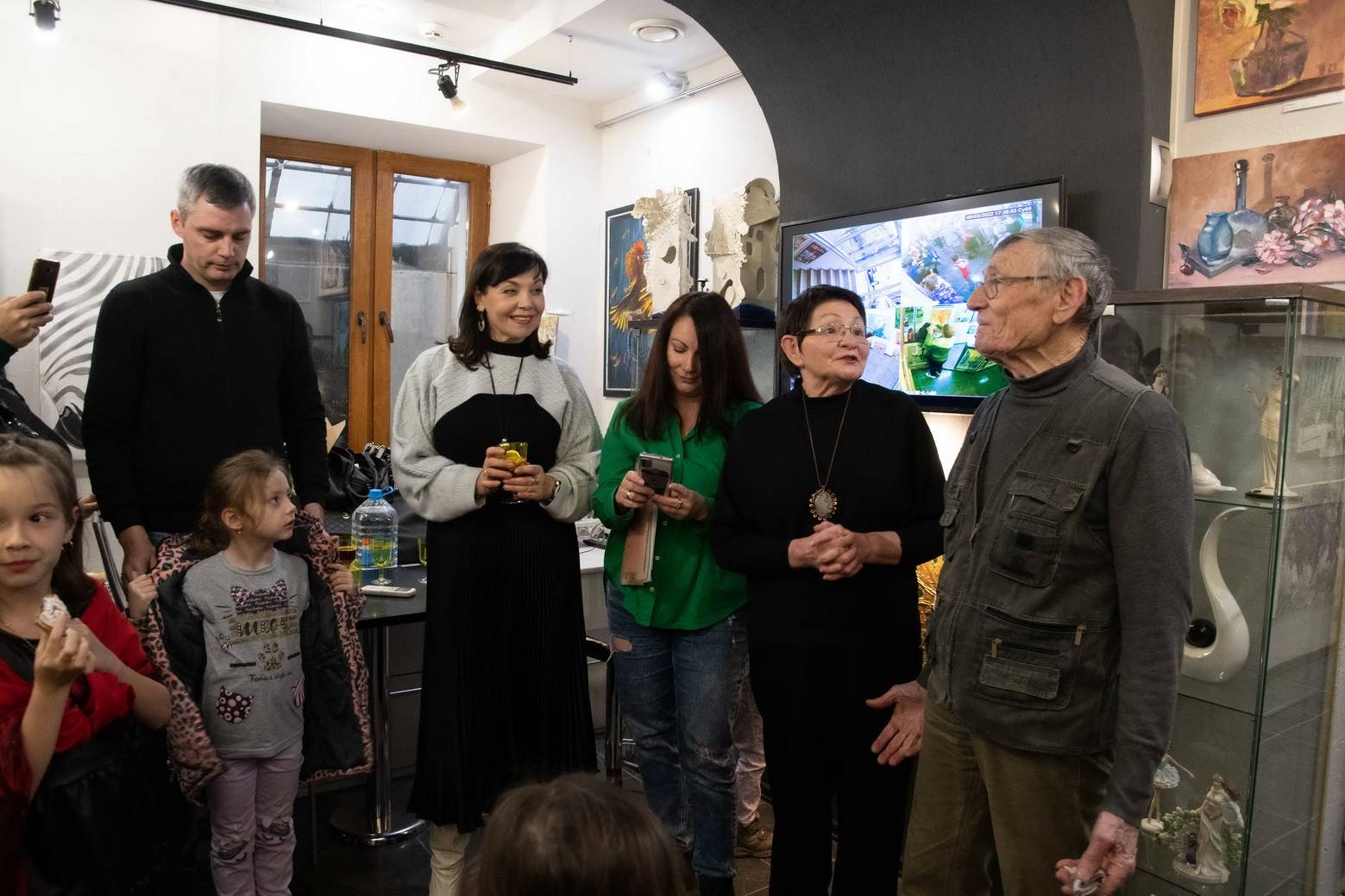 В Новороссийске открылась выставка художницы Татьяны Василенко