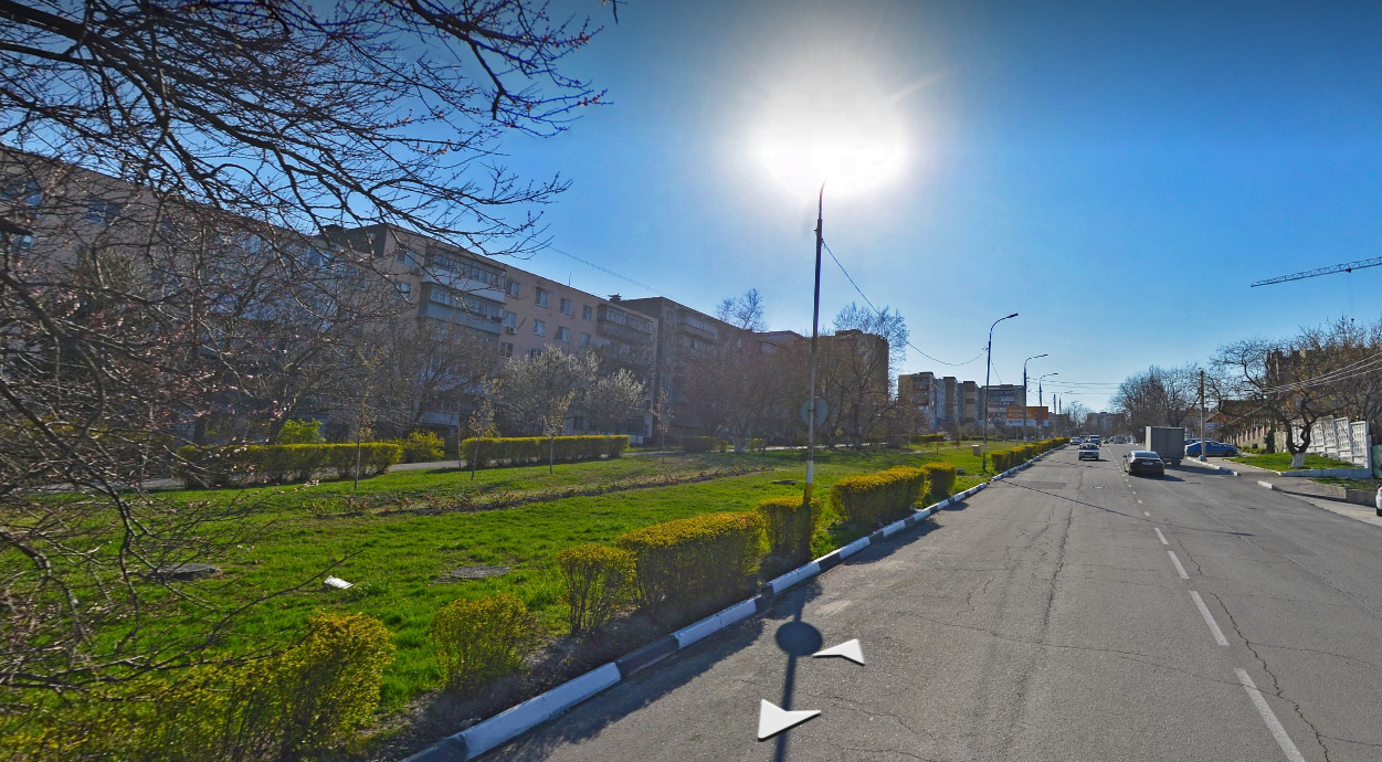В Новороссийске на улице Куникова будет новый тротуар. Со скамейками пока проблема