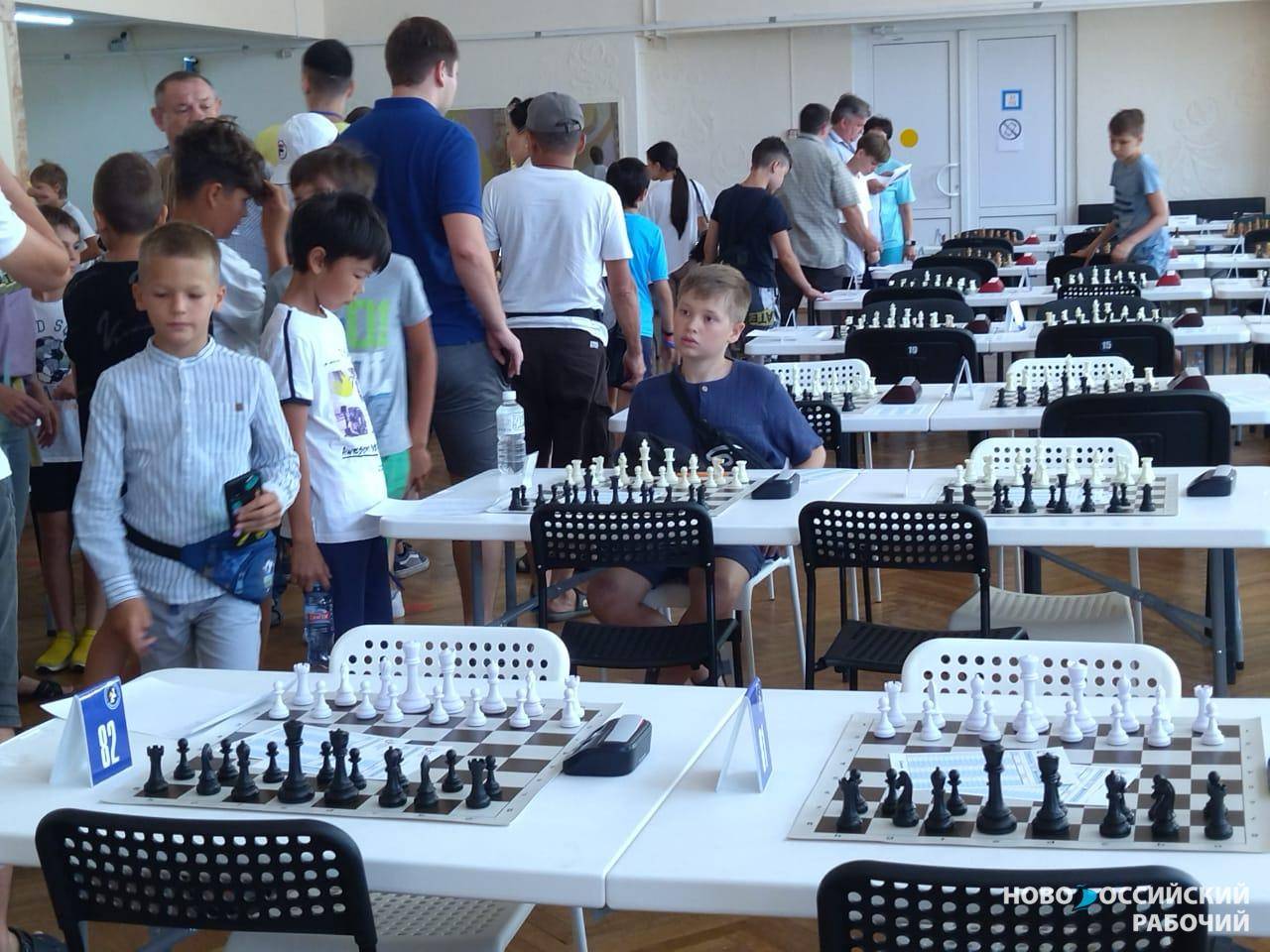 В Новороссийске открылся «Гран-при Чёрного моря» по шахматам