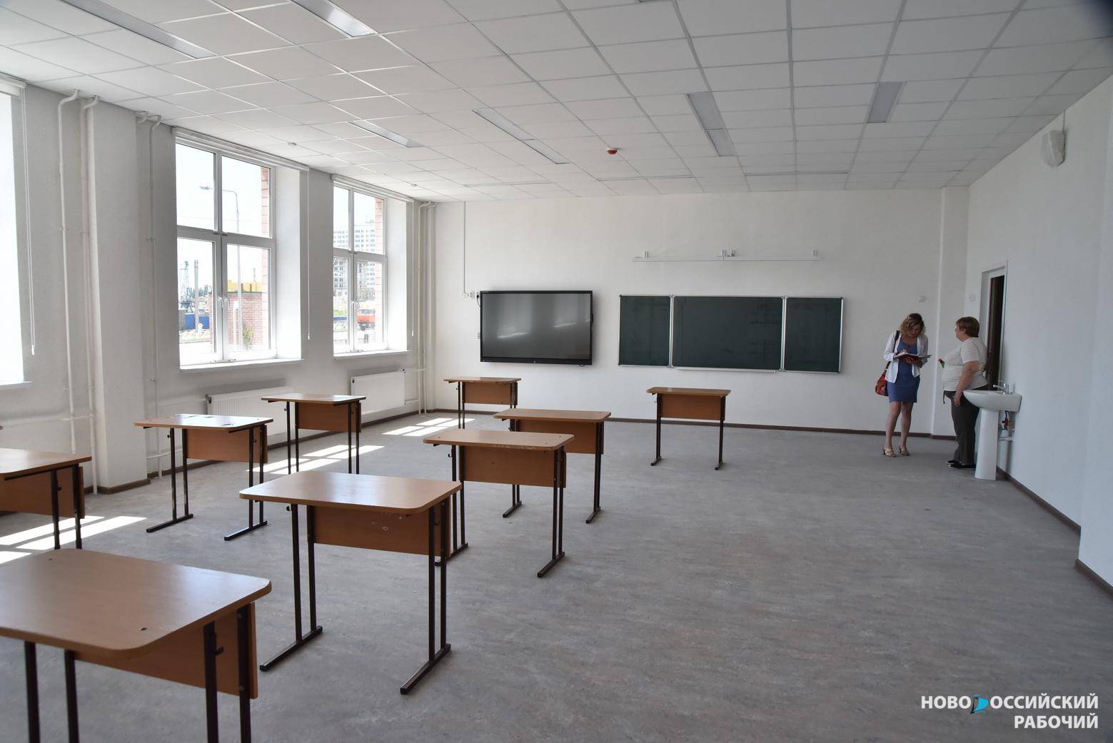 В Новороссийске три школы ушли на карантин, а одна вышла