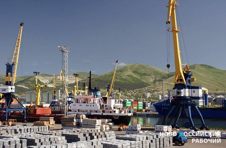 Крупный порт Краснодарского края приступил к реализации нацпроекта «Производительность труда»