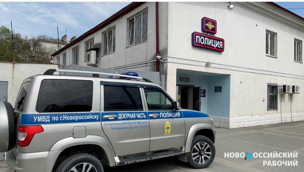 В Новороссийске мужчина врезал по машине автоледи и может сесть на 5 лет