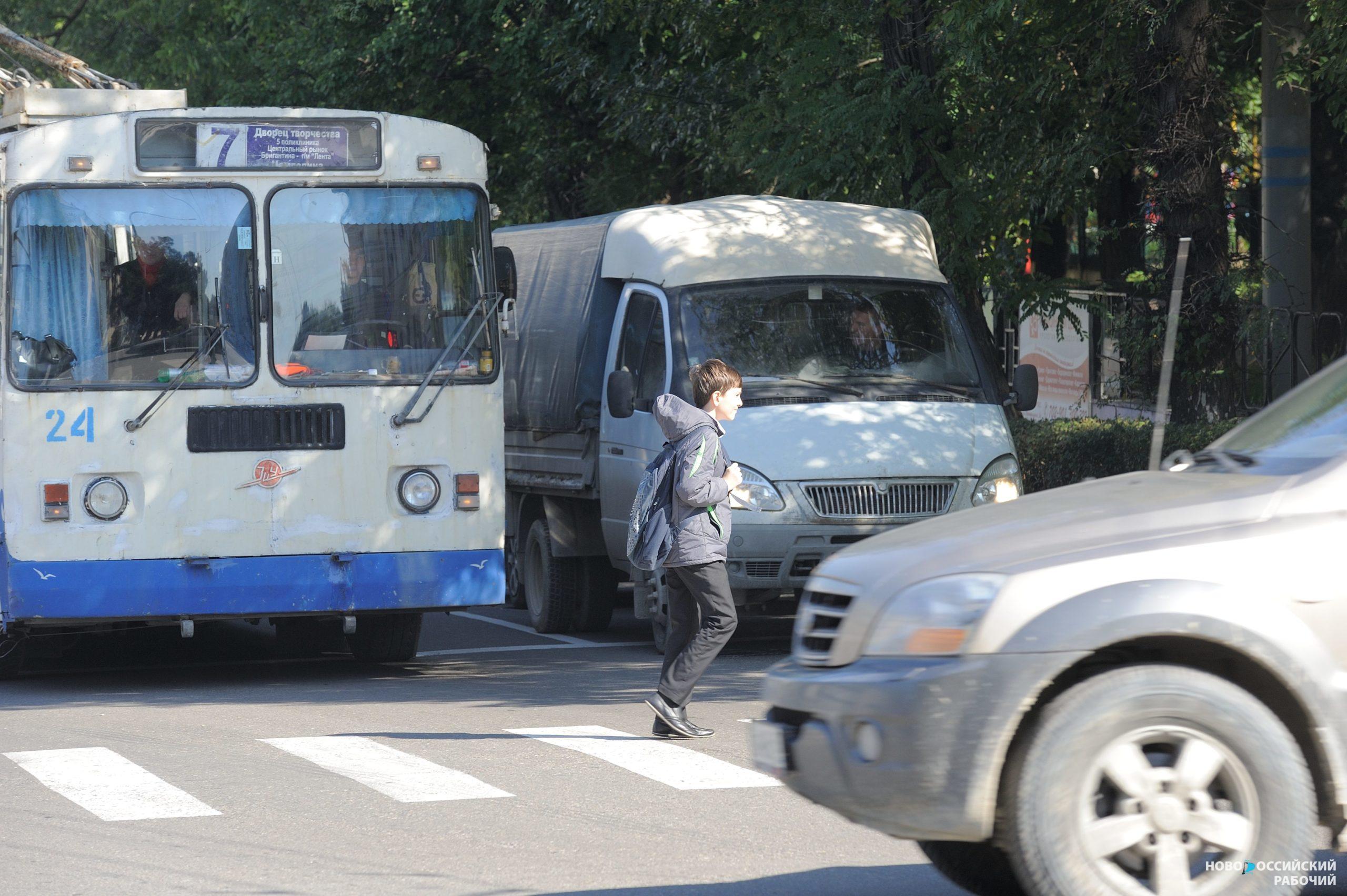 Новороссийцы просят побольше транспорта в сторону ул. Горького в Цемдолине