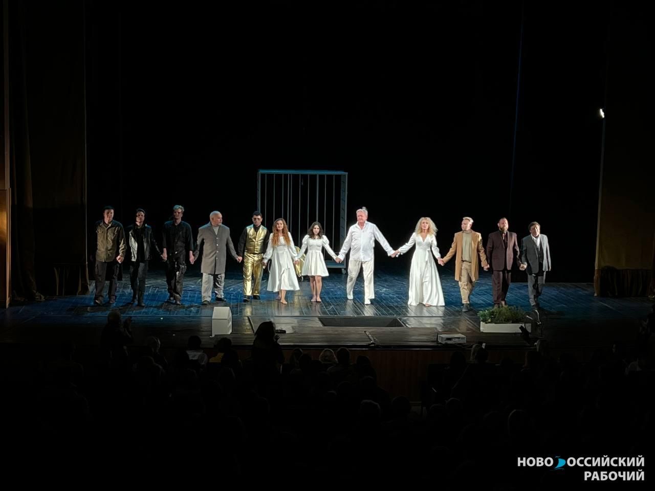 Новороссийский театр показал «Короля Лира» на международном Шекспировском фестивале