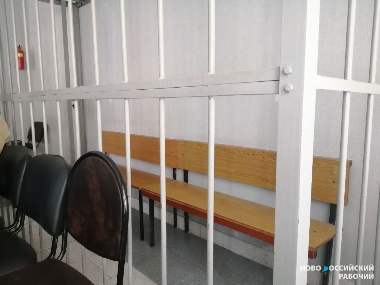 В Новороссийске пьяного грабителя осудили на полтора года