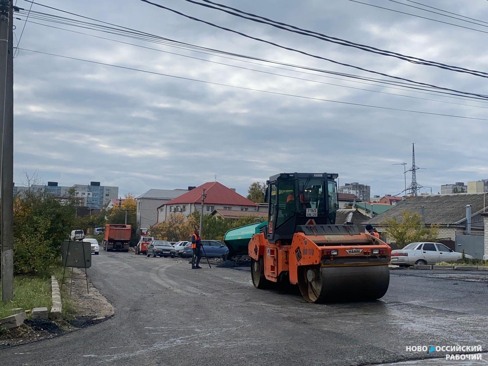 В Новороссийске к зиме в «дорожной одежде» оказались 26 улиц