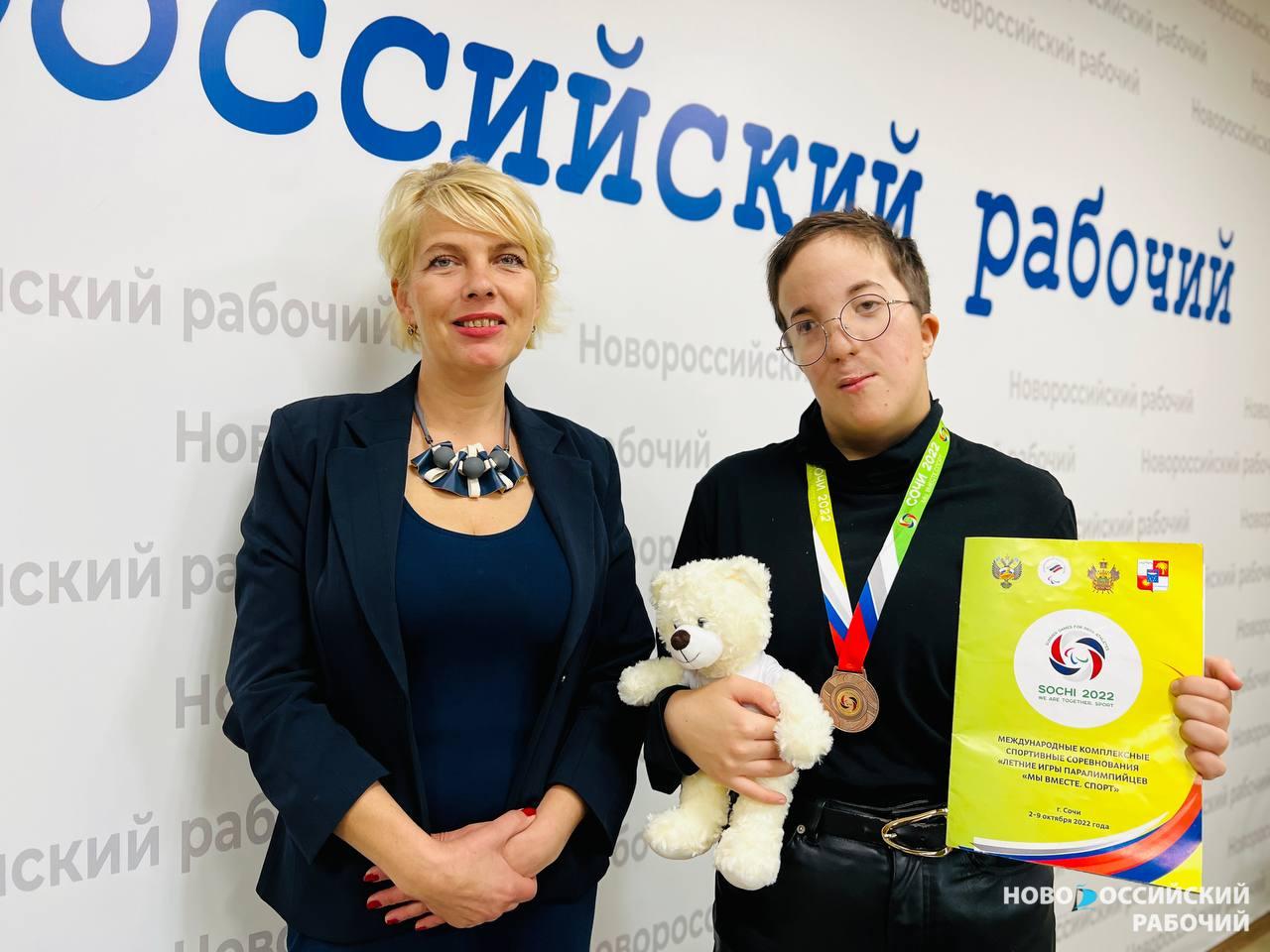 17 операций за 18 лет перенесла спортсменка из Новороссийска, которая взяла бронзу Международных игр паралимпийцев