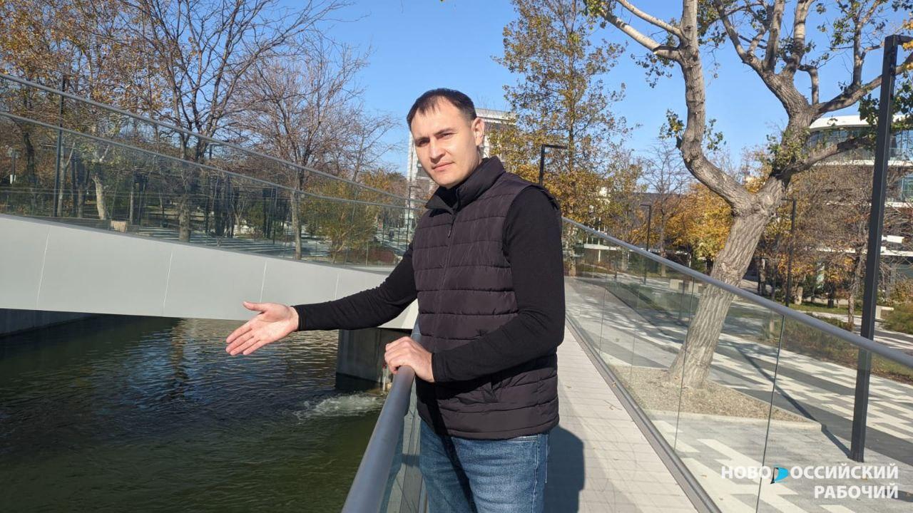 За рыбок в пруду парка Фрунзе в Новороссийске отвечает дипломированный ихтиолог