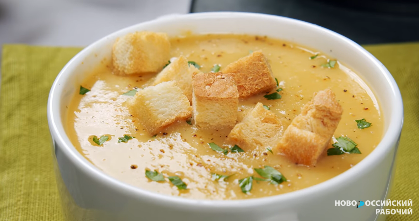 Потрясающий сытный суп с сырными шариками – неожиданный вариант