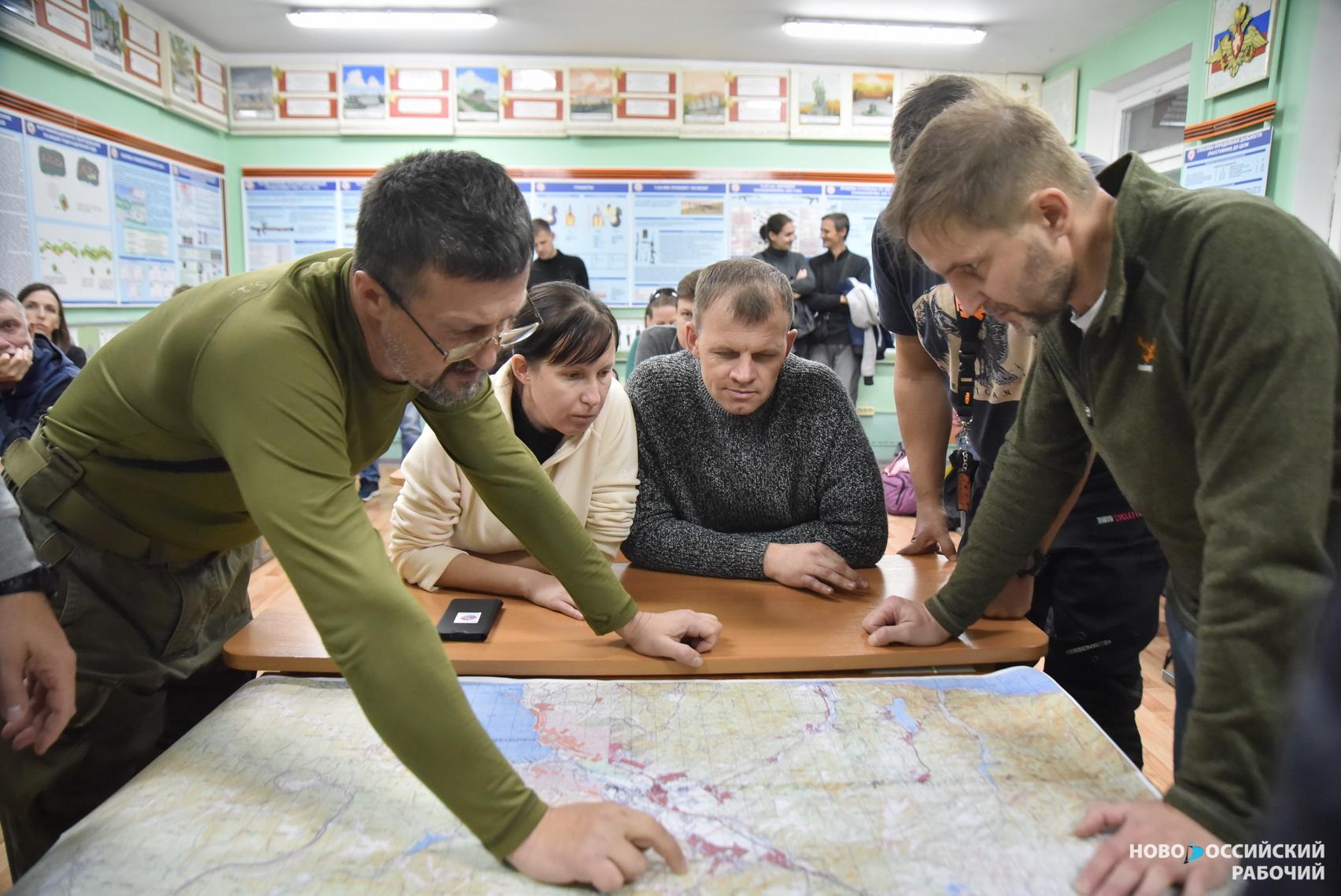 В Новороссийске, в клубе «Рокот», открылись  курсы выживания гражданского населения в случае ЧС