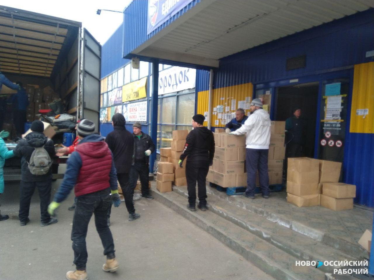 Почти 80 тонн груза, собранного на Кубани, доставили в гуманитарные центры в Рубежном
