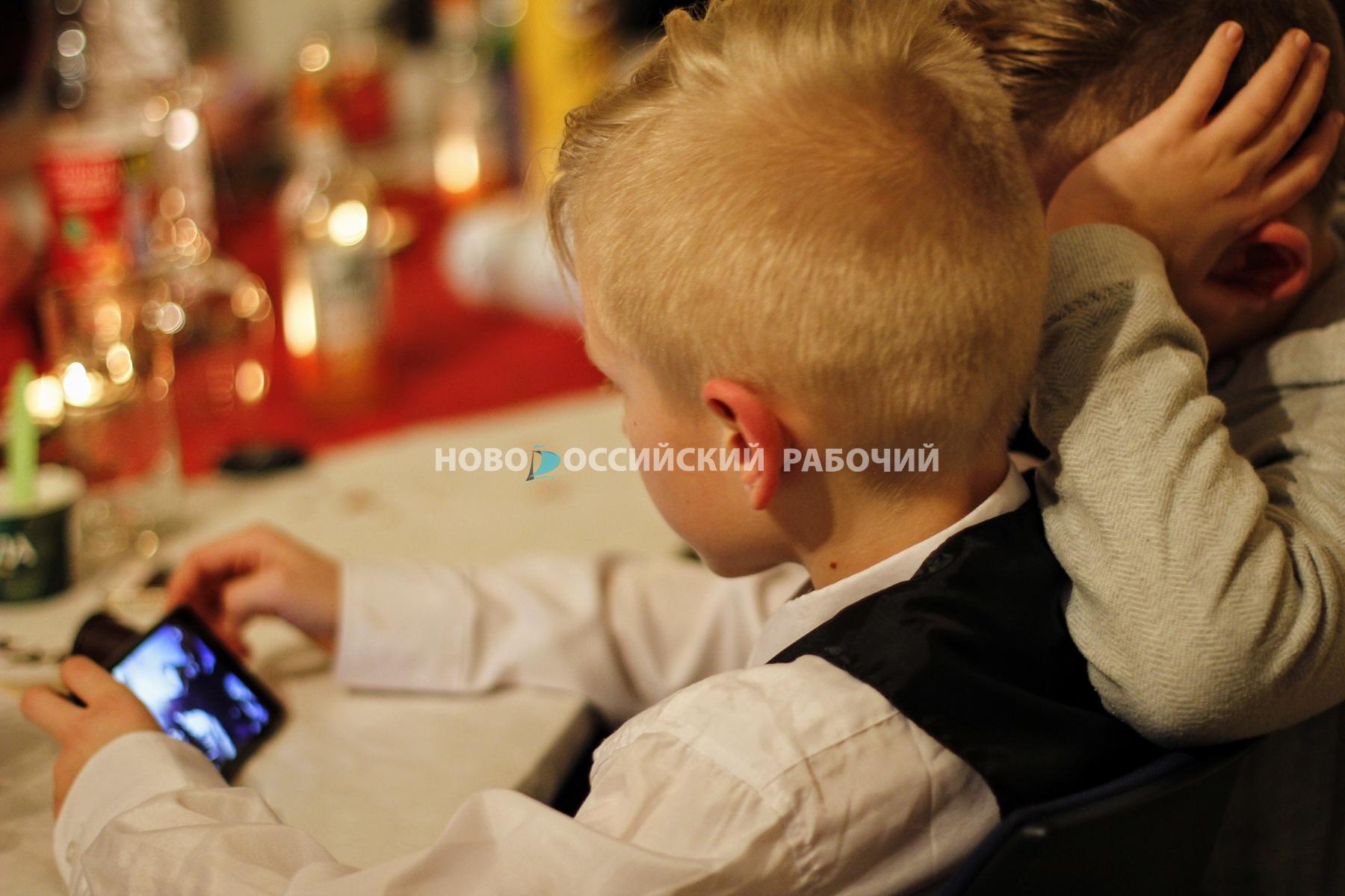 Новороссийский священник Александр Меркулов: «Два дня без Интернета – для ребёнка уже пост»