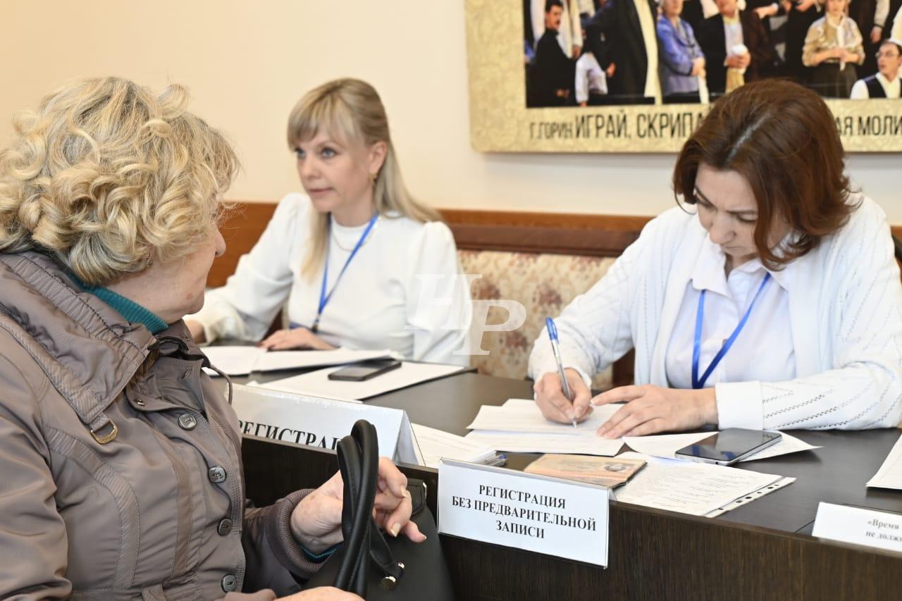 В Новороссийске продолжает свою работу приемная губернатора края