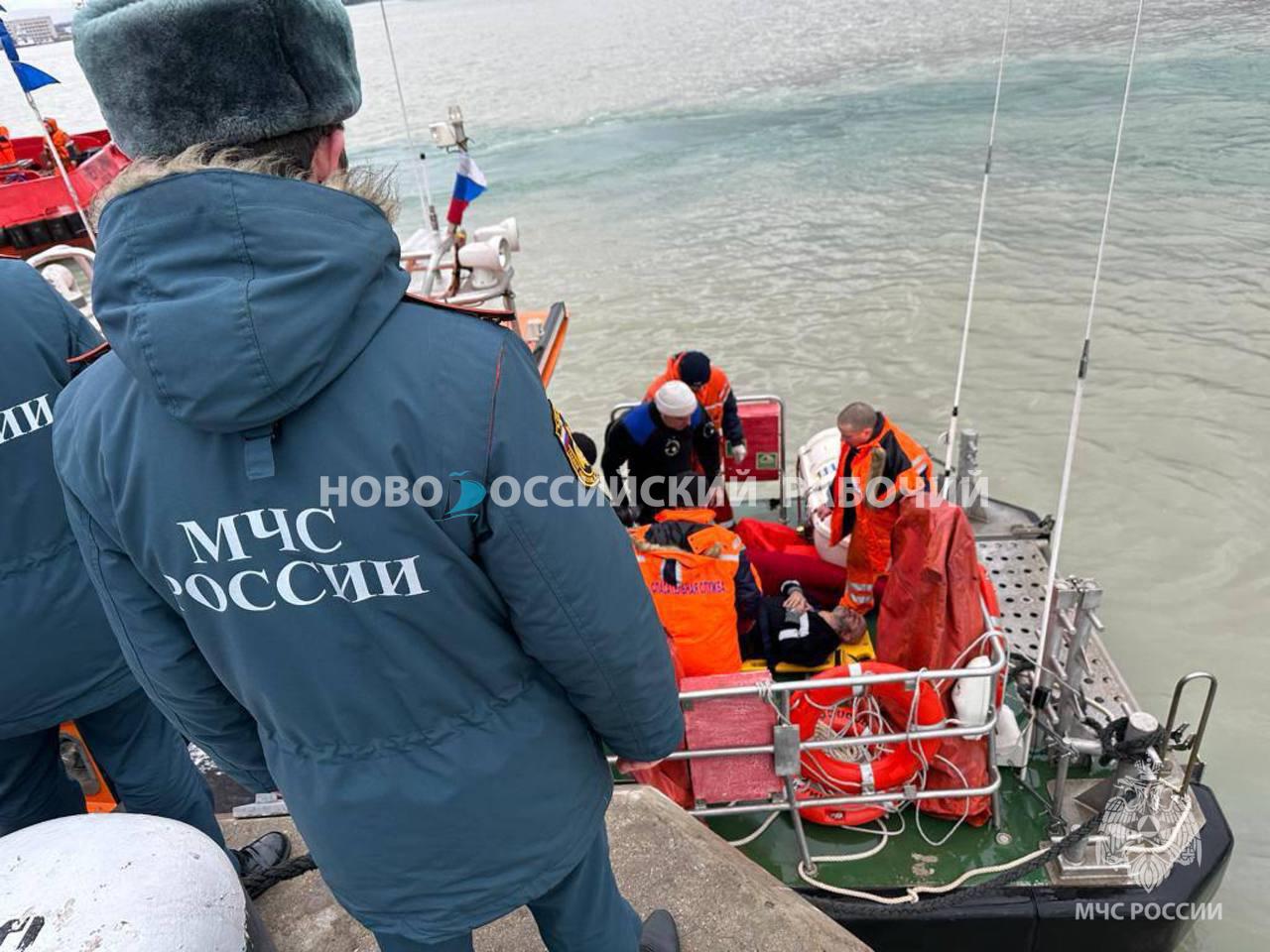 В Черное море после крушение сухогруза под Новороссийском вылилось 7,5 тонн дизтоплива