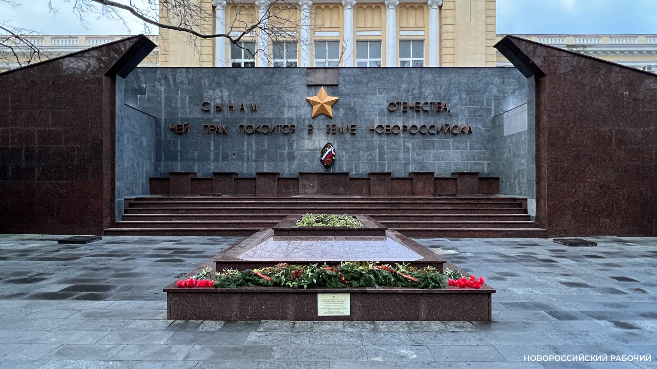 Выходные в честь 23 февраля в Новороссийске: концерты, гонки дронов, обливание ледяной водой и салют