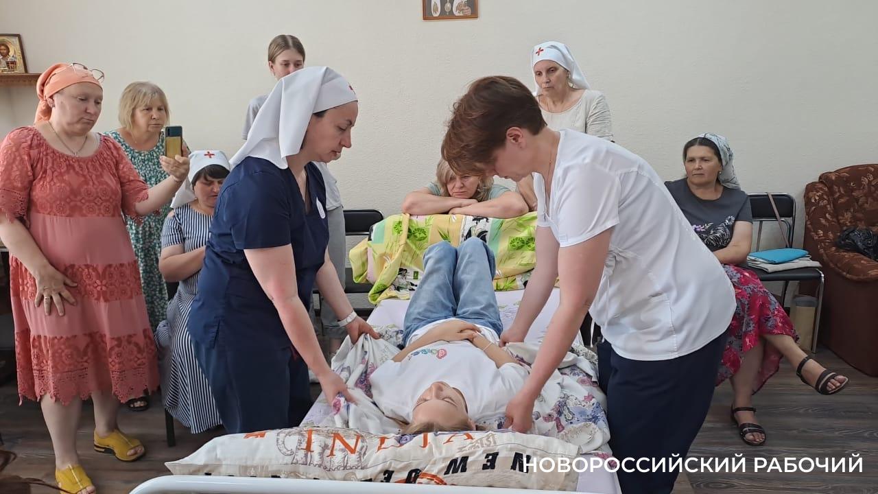 В Новороссийске сестер милосердия научат ухаживать за лежачими