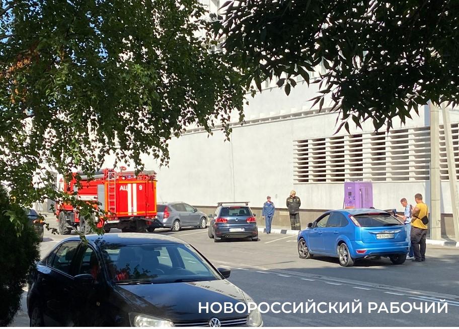 В Новороссийске загорелась заправка для электромобилей