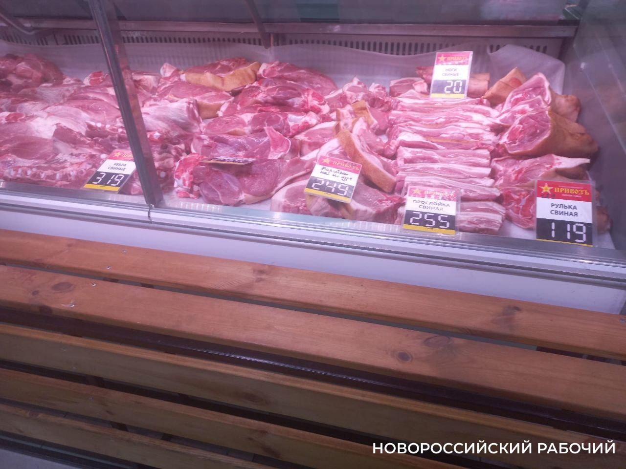 В Новороссийске на фоне обнаруженного вируса АЧС выросли цены на свинину