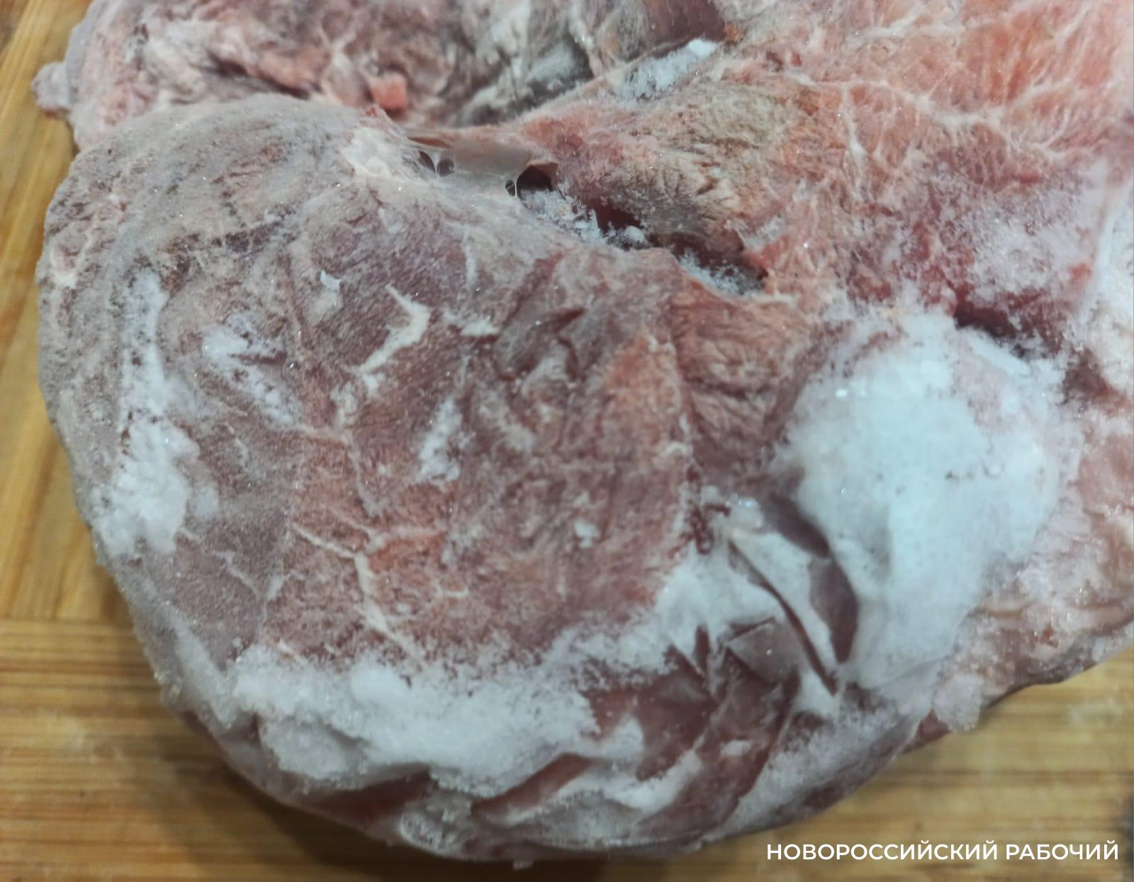 В Новороссийске обнаружены продукты, зараженные африканской чумой свиней