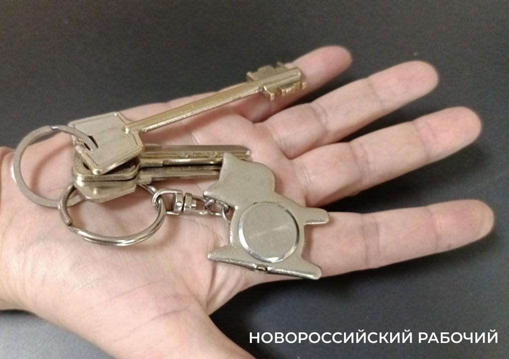 В Новороссийске сняли с очереди на жилье 264 семьи