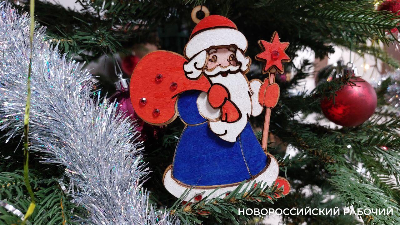 В Новороссийске выполнили все 979 желаний, которые загадали дети-участники акции «Подари ребенку праздник!»  