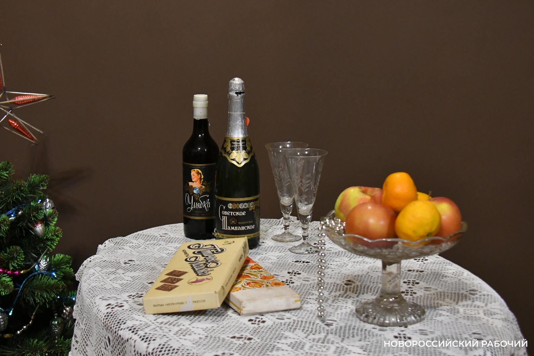 До Нового года осталось 7 дней! Декор и сервировка новогоднего стола в разных стилях