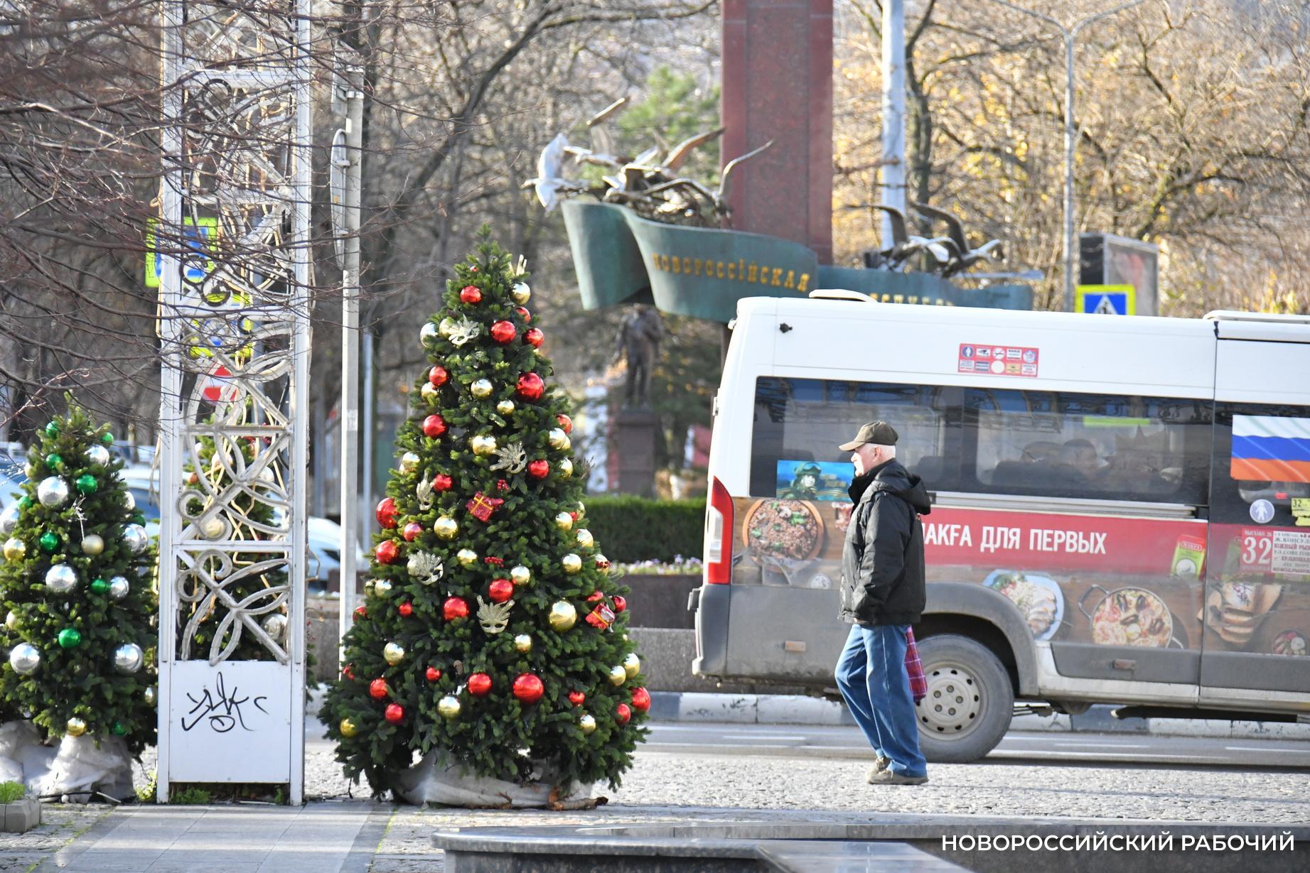  Общественный транспорт Новороссийска будет работать в новогоднюю ночь. Но недолго