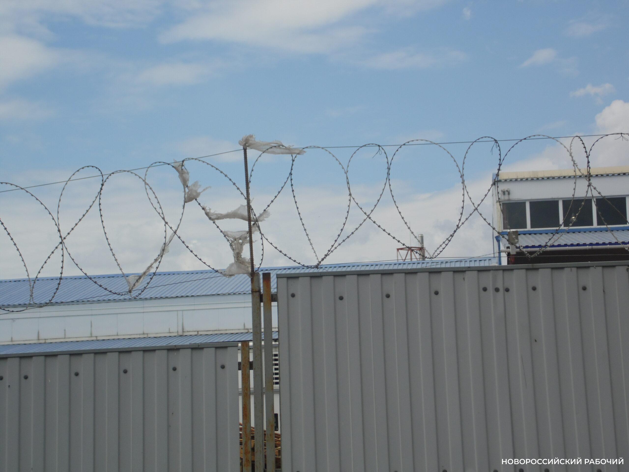 В Новороссийске за решетку пойдет приезжий за аферу с забором