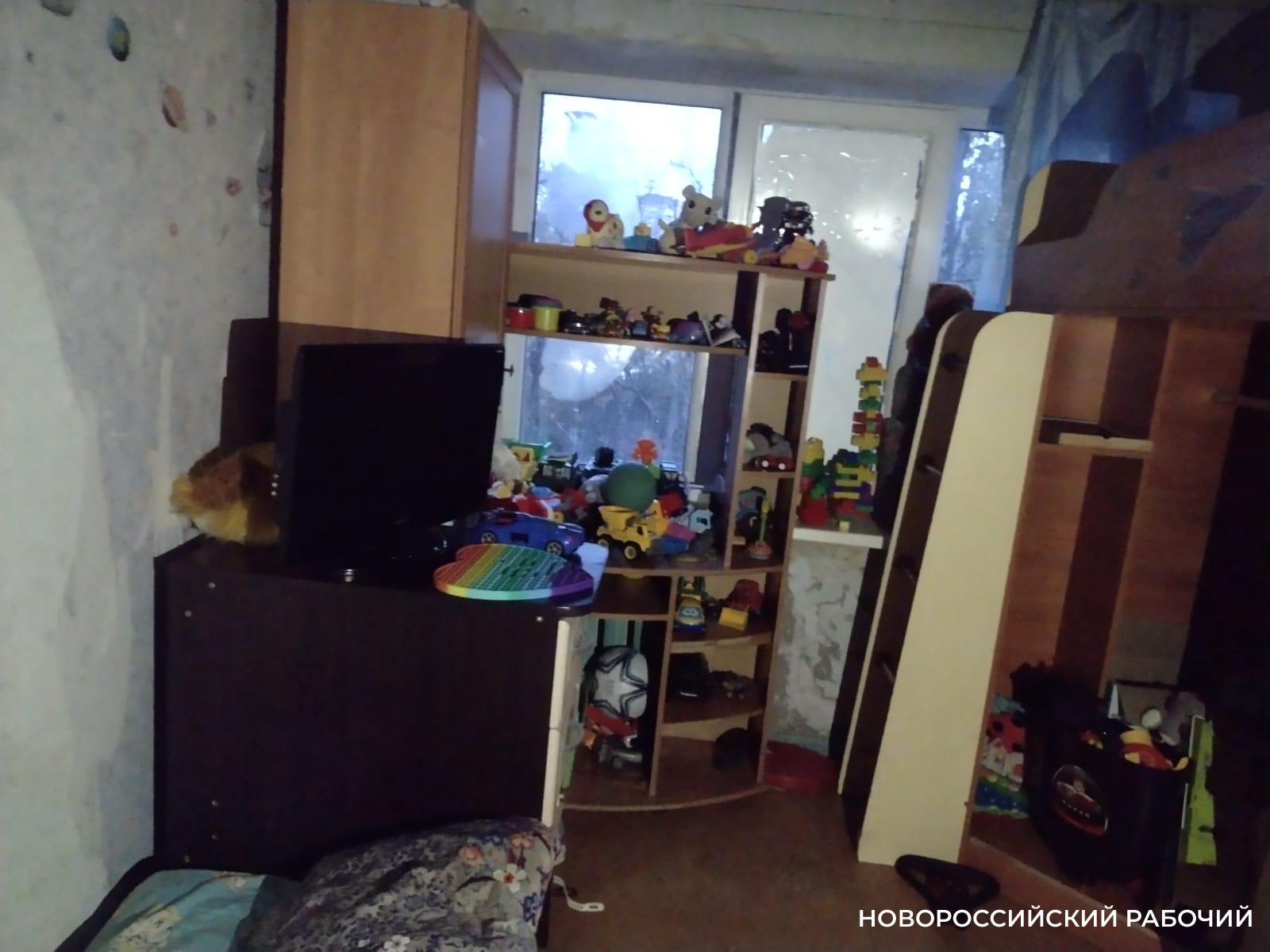 В Новороссийске добрые люди отремонтируют квартиру, пострадавшую после взрыва. Но помощь нужна еще!
