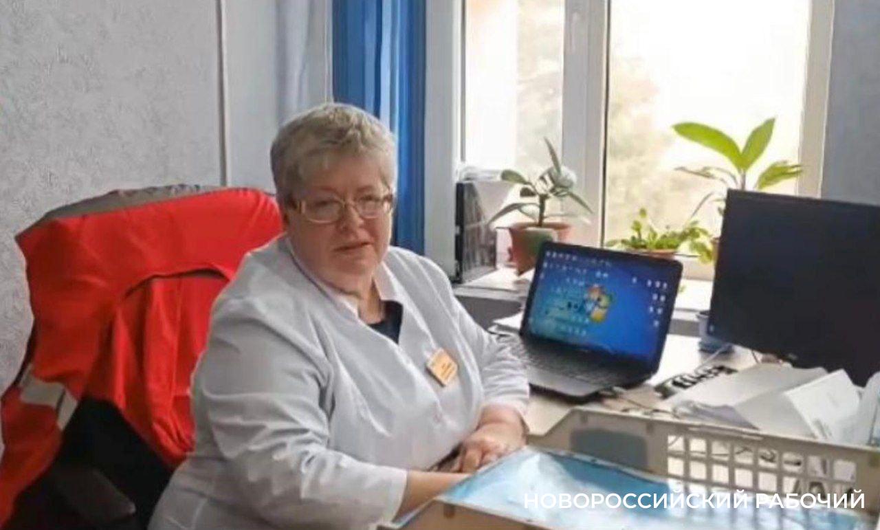«Мама и нянька скорой помощи» Новороссийска отработала полвека в медицине