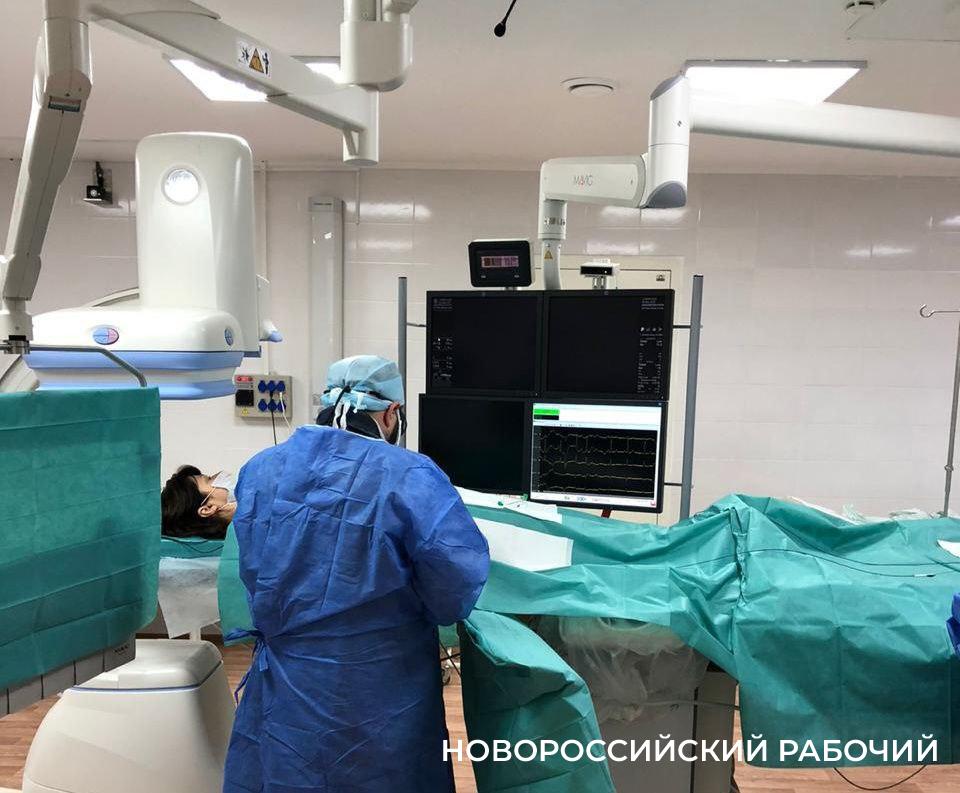 В Новороссийске щадяще вылечили артерию, которая «обкрадывала» мозг