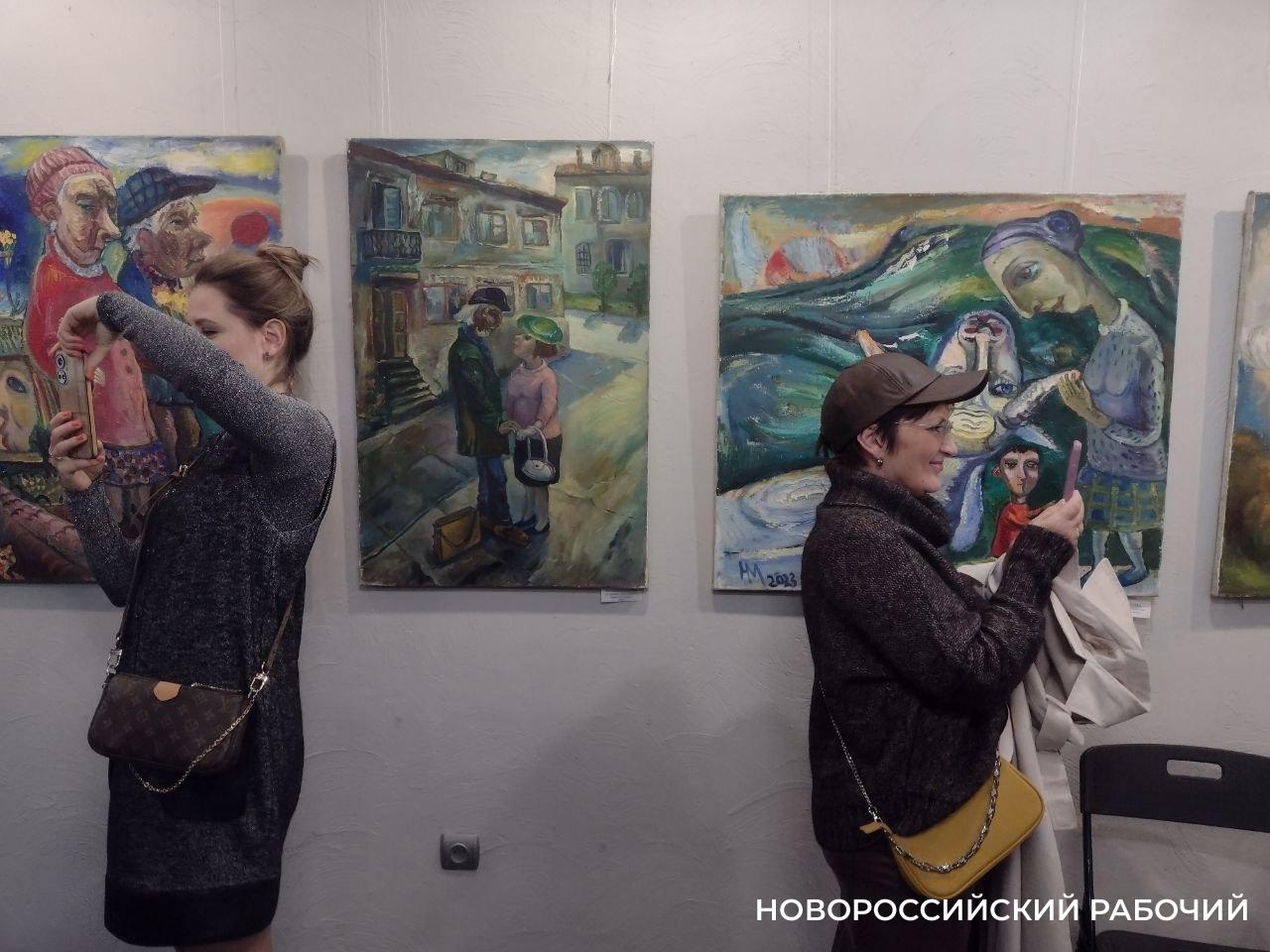 Саратовские художники выставляются в Новороссийске, пока Николай Джанян и Лина Коваленко «гастролируют» в Саратове