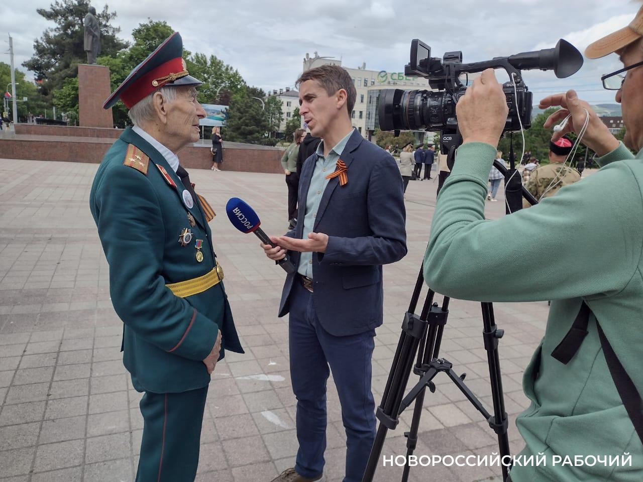 «Россия-1» покажет репортаж с военного парада в Новороссийске сегодня, в 21:05.