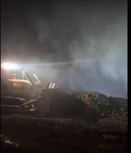 Пожар на свалке под Новороссийском тушат вторые сутки