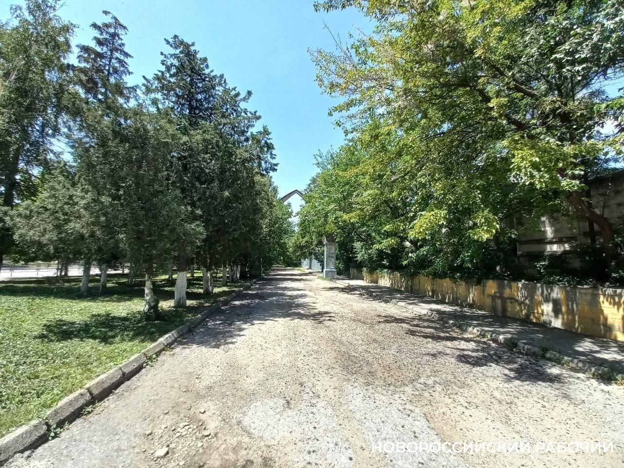 Нормально не проехать