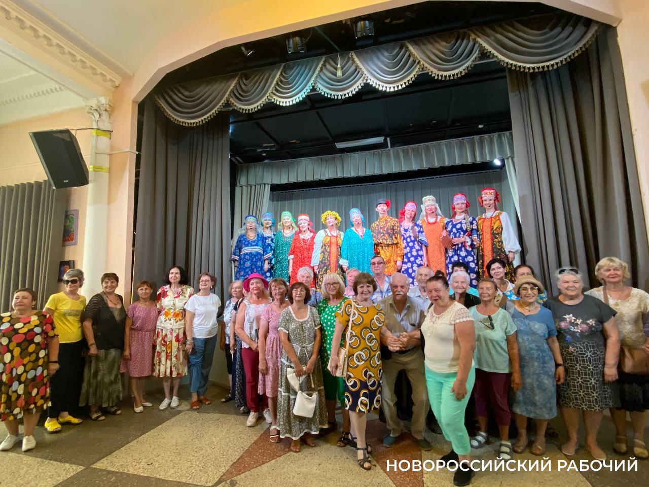 В Новороссийске русское общество устроило праздник Ивана Купалы |  06.07.2024 | Новороссийск - БезФормата